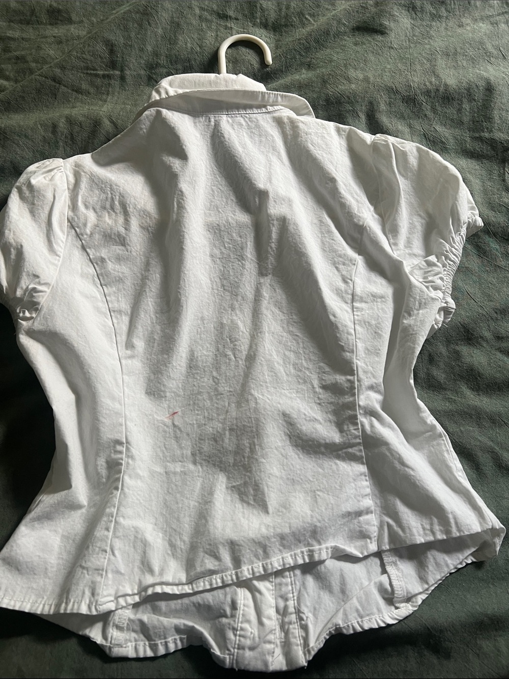 Cider White Ruffle-Front Collared Button-Down Top - Picture 4 of 6